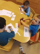 O čem si povídáme - Na návštěvě u dinosaurů_0
